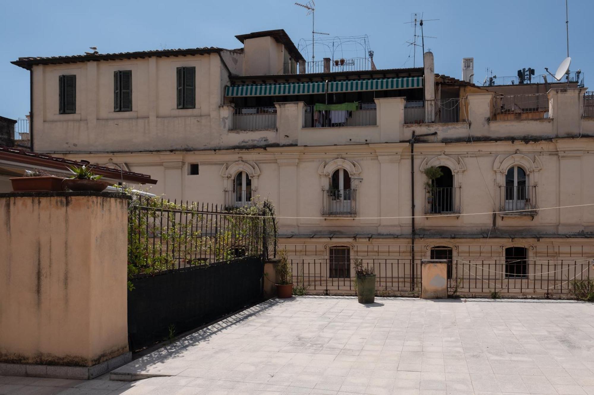 Borgo Pio Private Apartment Рим Экстерьер фото
